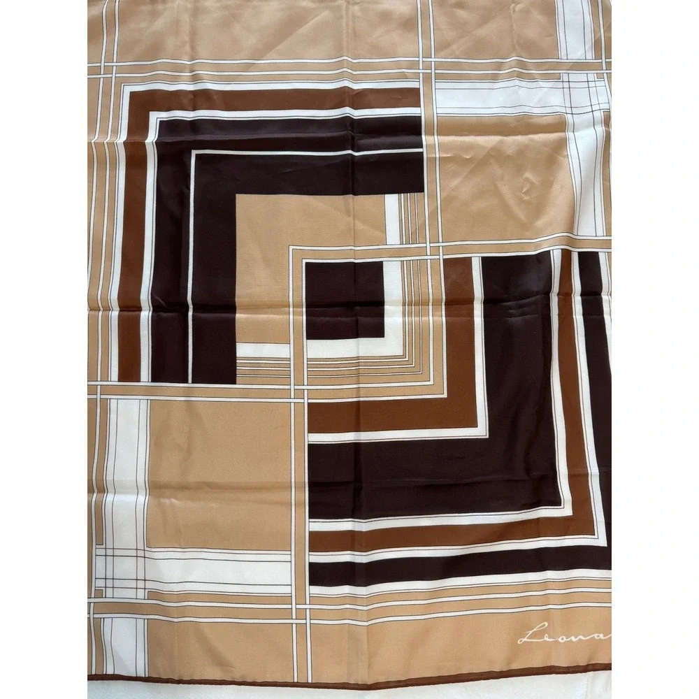 Leonardi Geometric Vintage Scarf 30''x30'' Fall 100% Silk Hand Rolled Edges